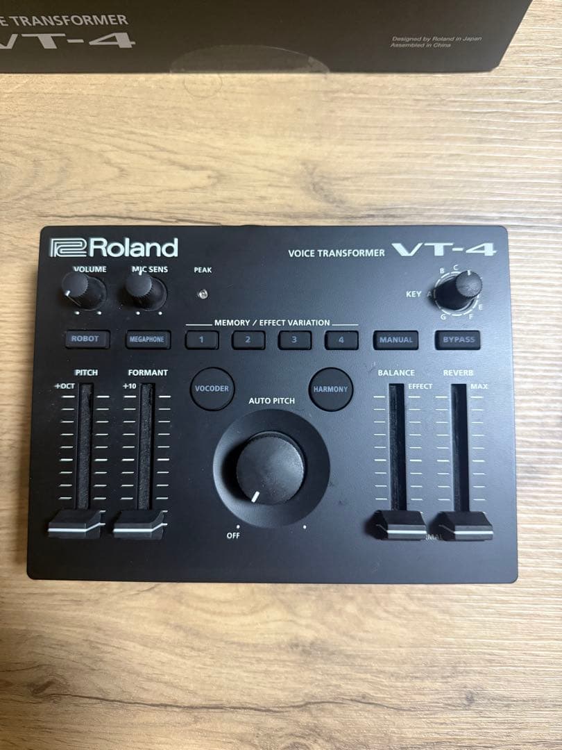 ROLAND VT-4 ボーカルトランスフォーマー