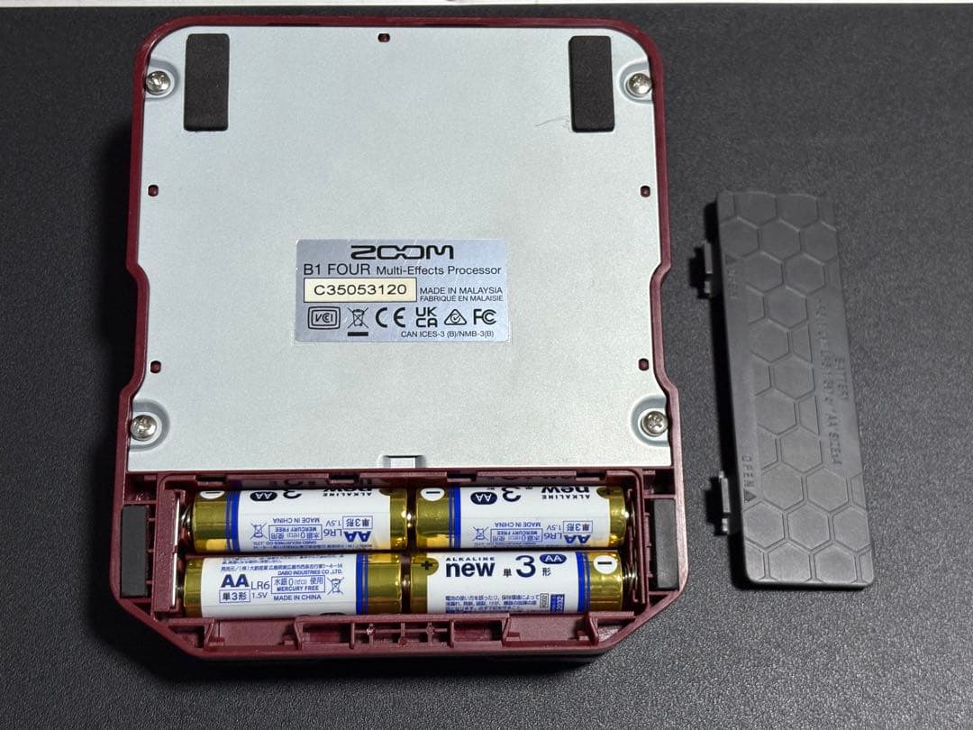 ※箱説明書ありZOOM B1 FOUR