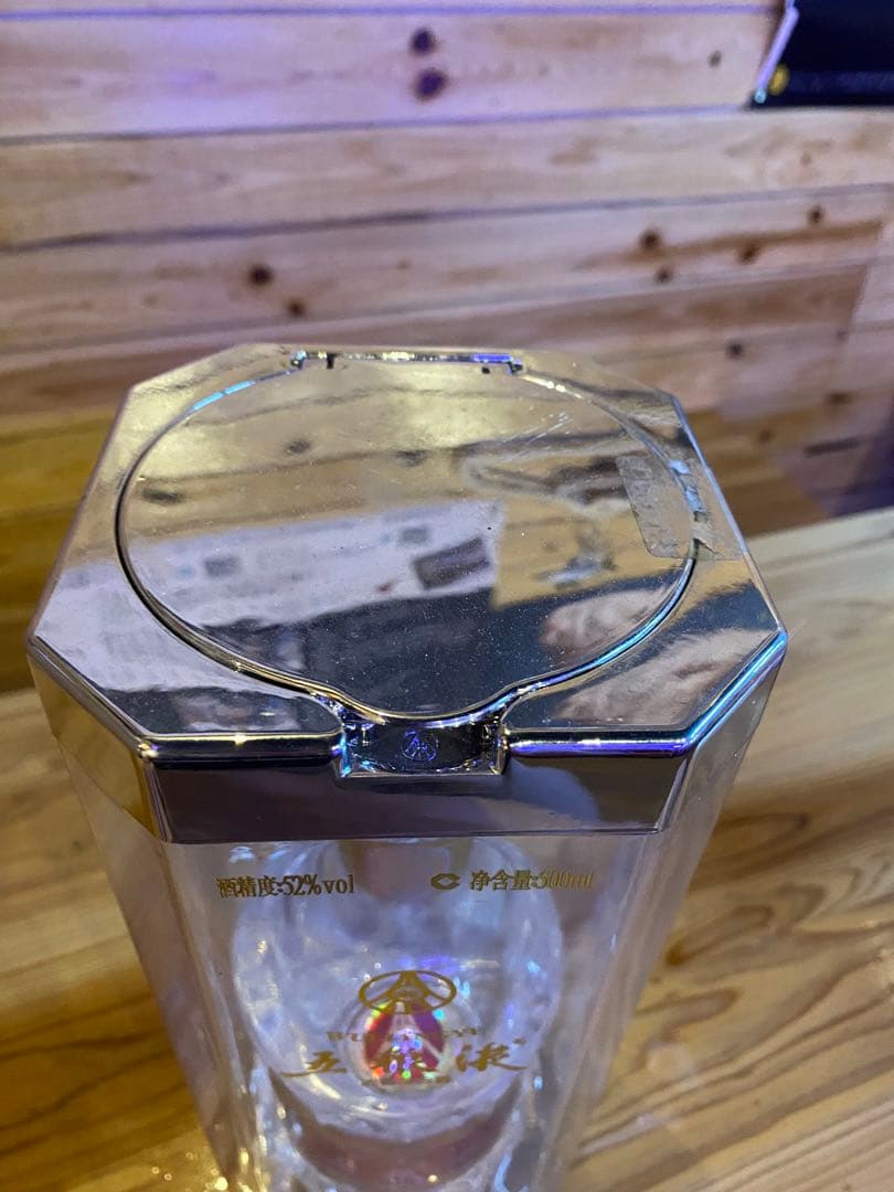 「五粮液（ごりょうえき） Wu Liang Ye 白酒 500ml 52%