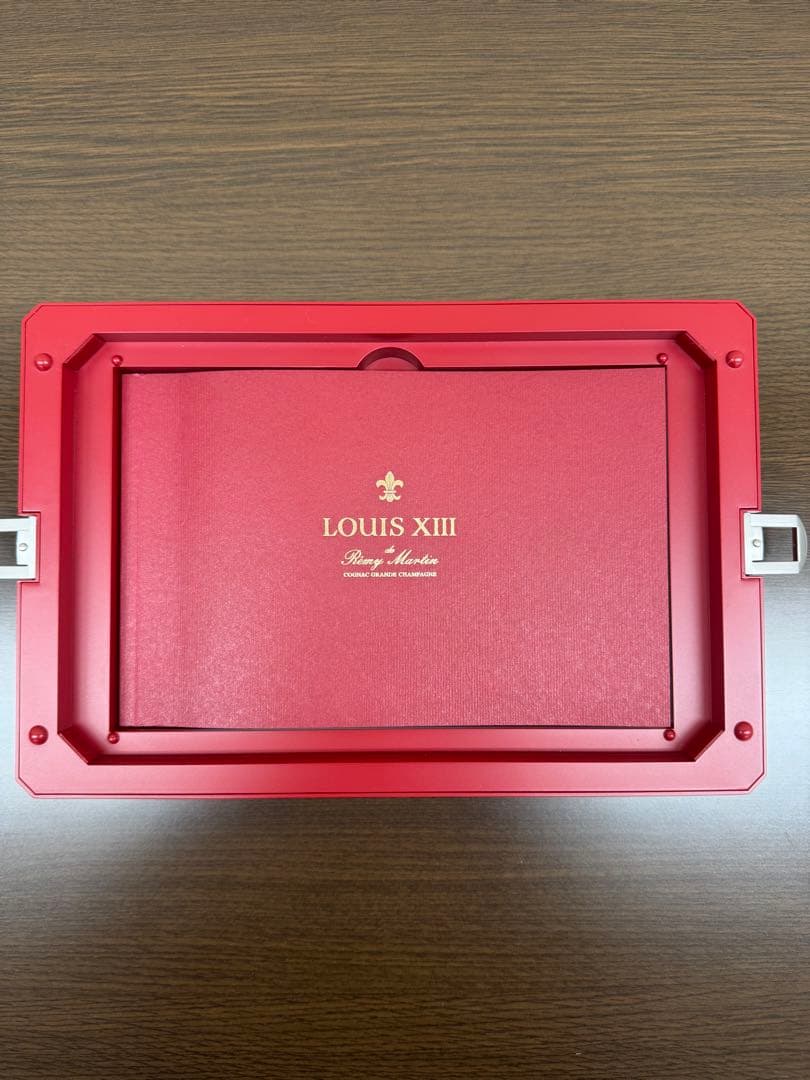 レミーマルタン　ルイ13世　箱付き空き瓶　バカラクリスタルボトル