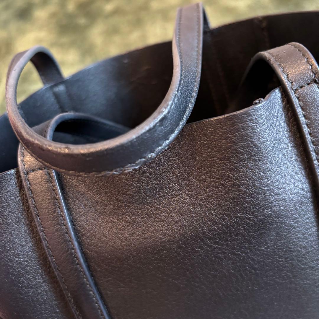 ひ*り様 BALENCIAGA ブラックレザー トートバック