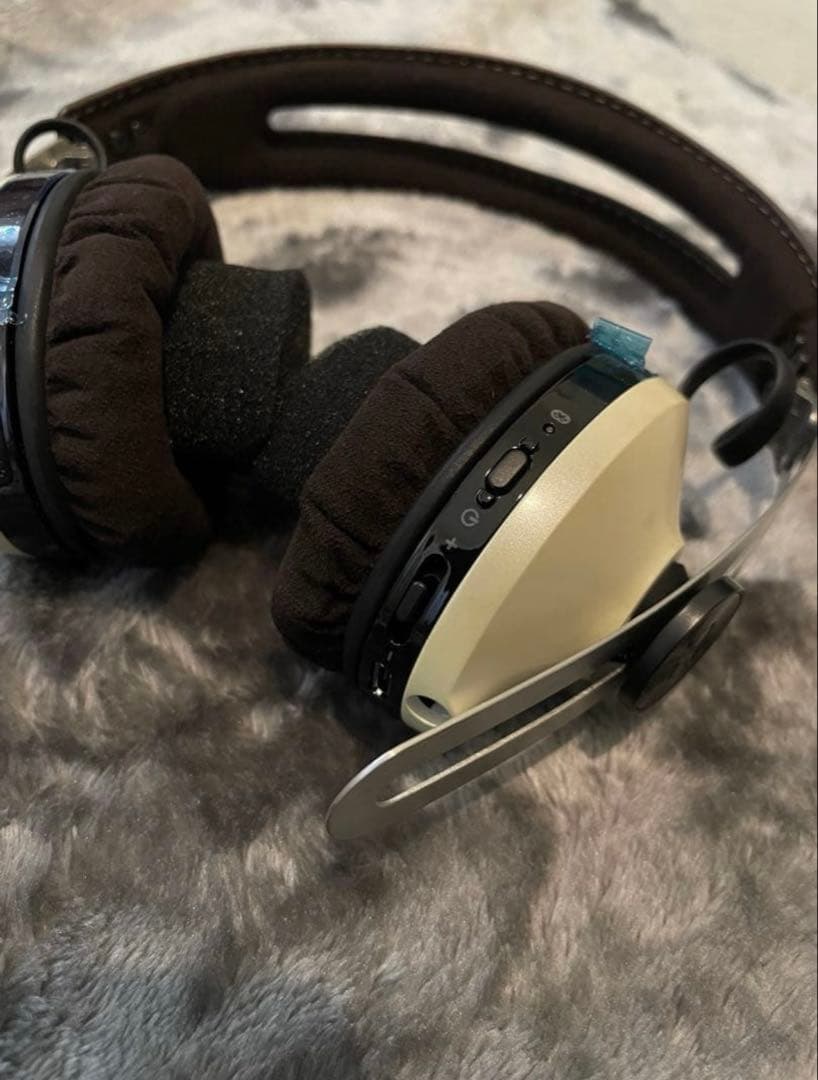 【新品未使用品】SENNHEISER MOMENTUM On-Ear Ivory