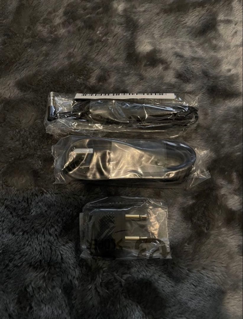 【新品未使用品】SENNHEISER MOMENTUM On-Ear Ivory