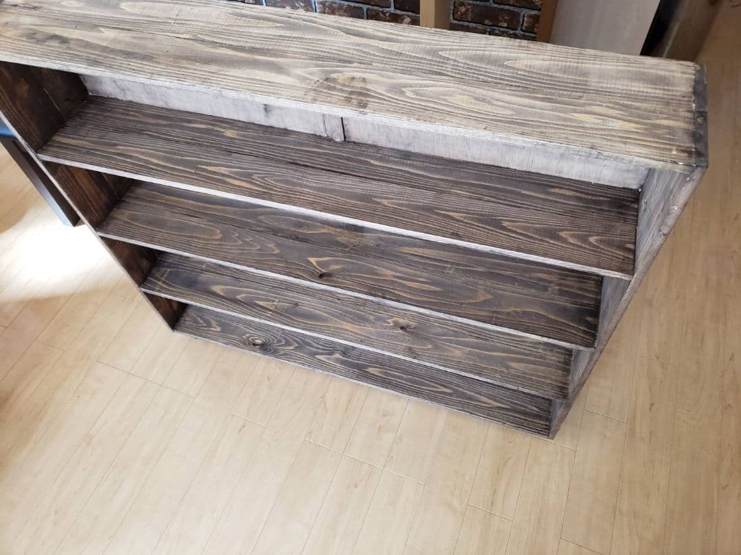 天然材を使用した古材風　本棚　マガジンラック