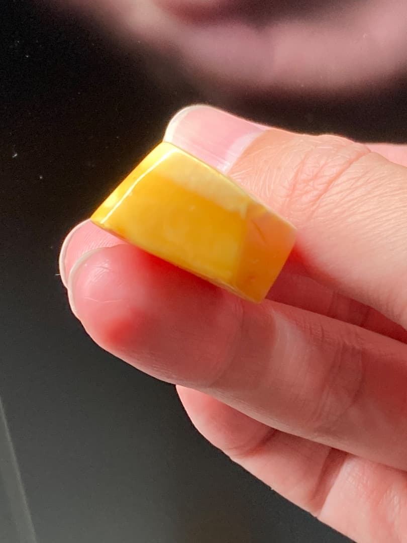 分厚い 8.13g ロイヤルアンバー 琥珀 バタースコッチ ペンダント