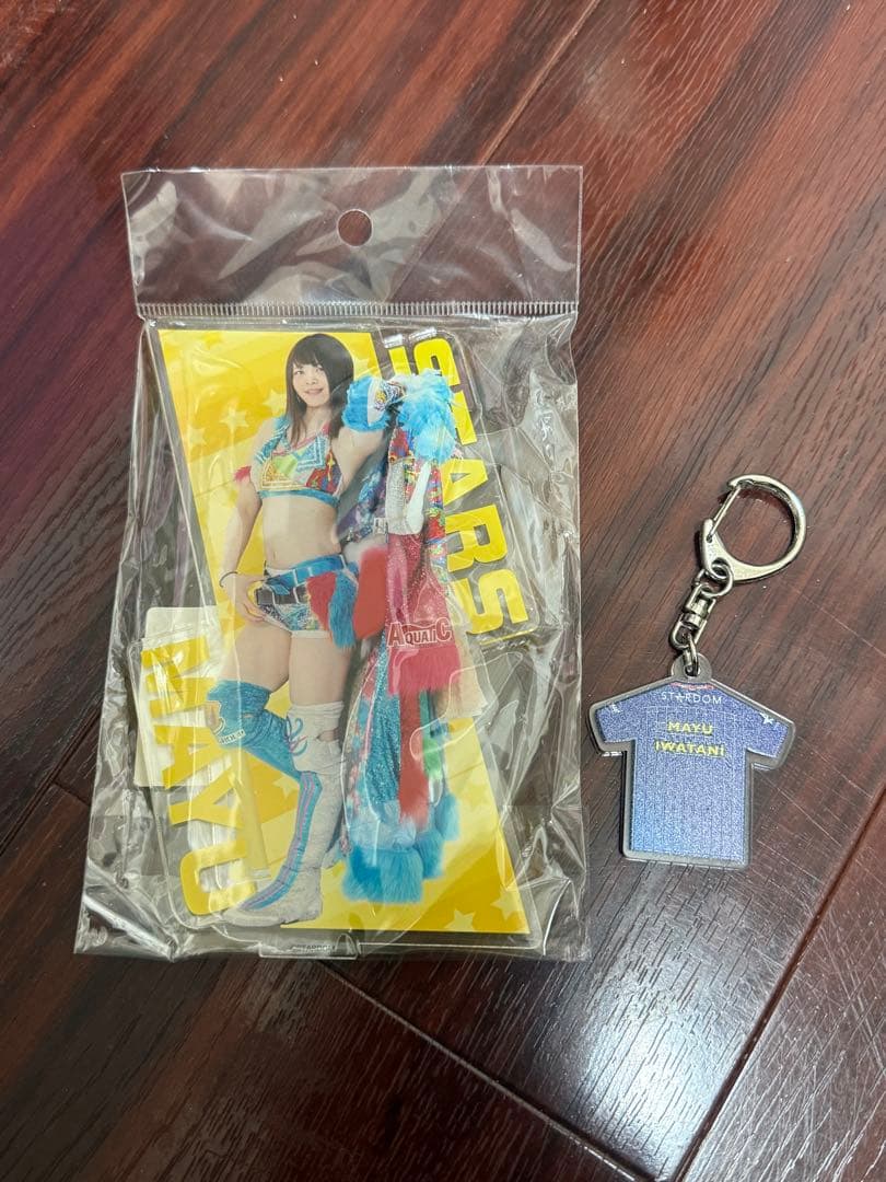 【希少・完売品】スターダム 岩谷麻優 4点セット リングスタンド＆アクスタ