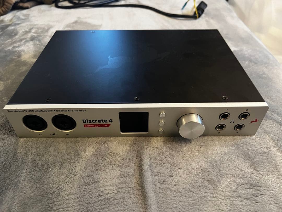 Antelope Audio Discrete 4 マイクセット