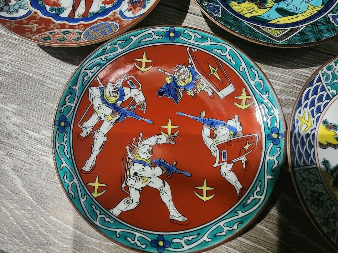 九谷焼　ガンダム陶磁器皿 5枚セット