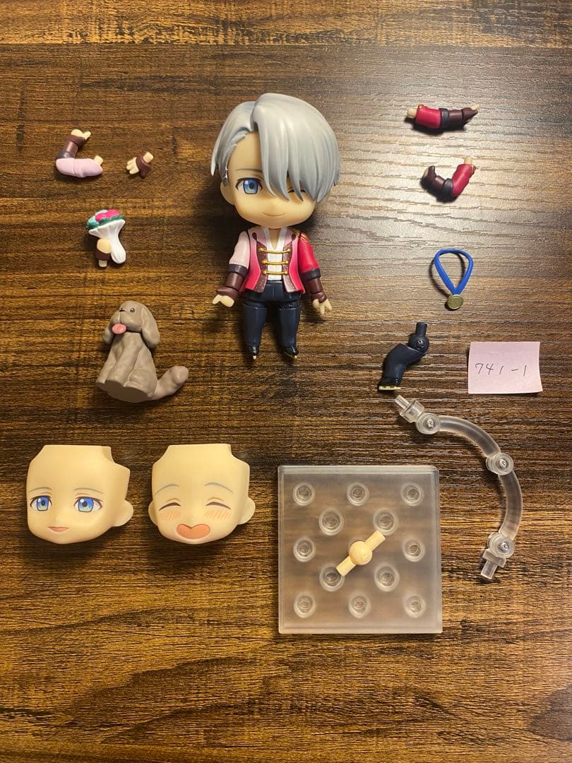 【激レア】ヴィクトルユーリ勇利ねんどろいど フィギュア ユーリ!!!on Ice