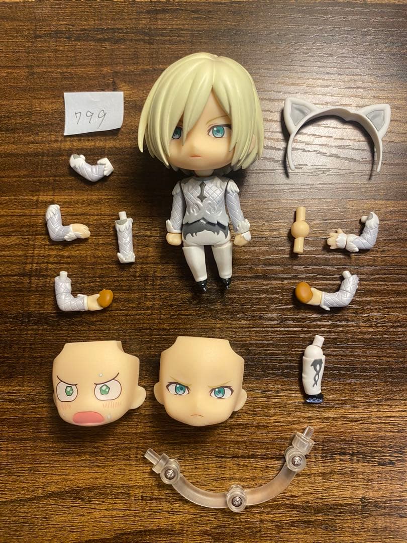 【激レア】ヴィクトルユーリ勇利ねんどろいど フィギュア ユーリ!!!on Ice
