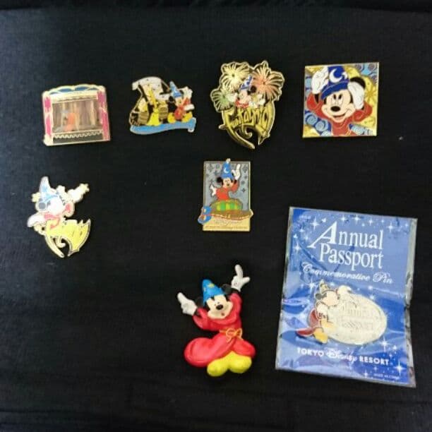ディズニー　ソーサラーミッキーピンバッジセット レア含む