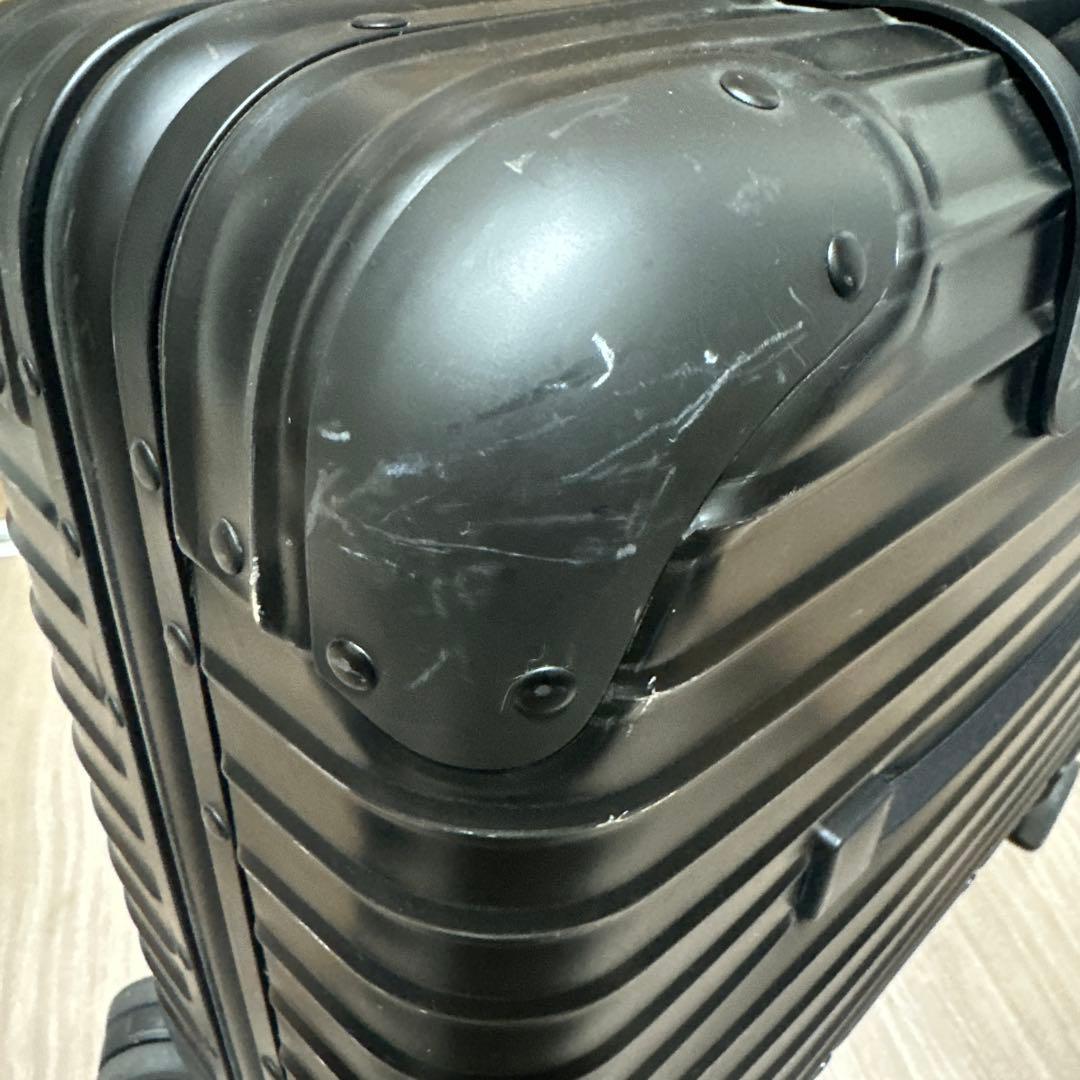 リモワ トパーズ　ステルス　4輪　26L ビジネストロリー