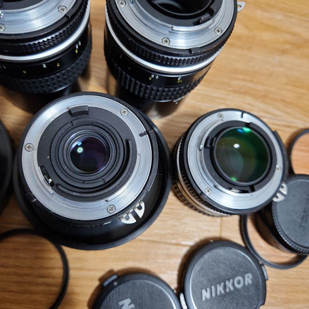 カメラ　レンズ