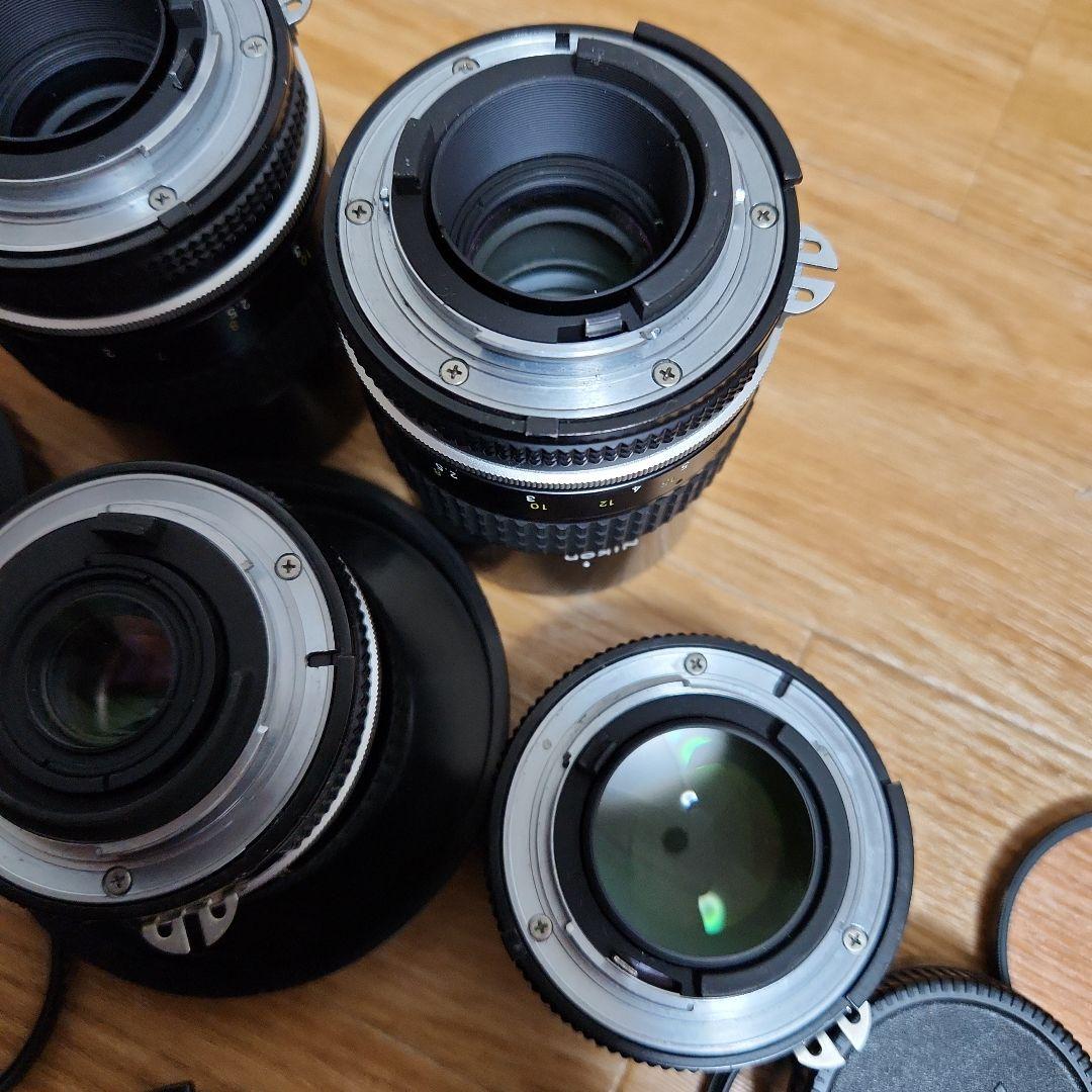 カメラ　レンズ