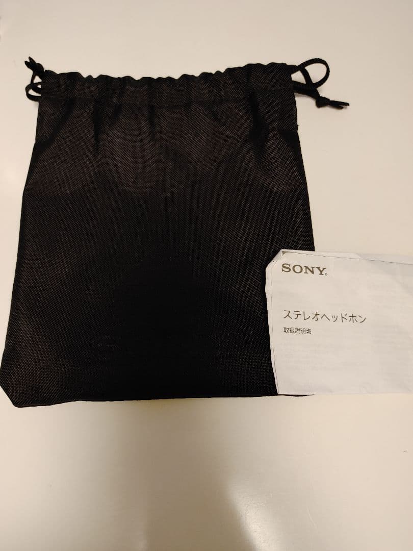 SONY モニターヘッドホン　MDR-7506