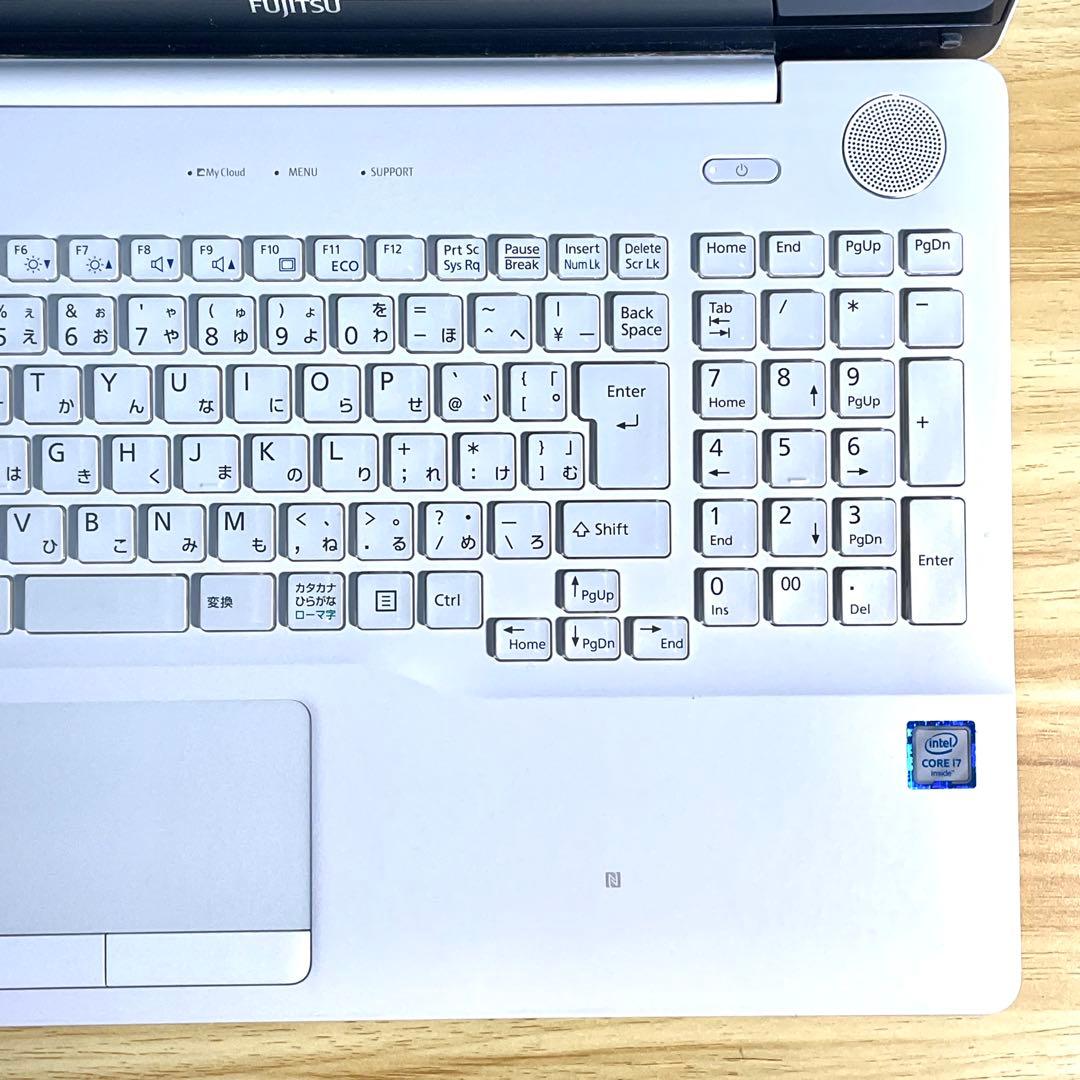 富士通 LIFEBOOK/Corei7/16GB/SSD512GB/ブルーレイ