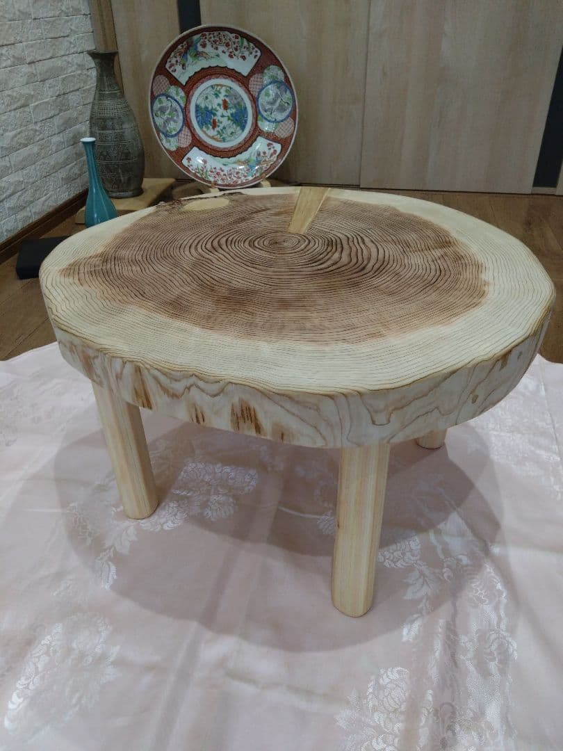 杉の輪切り円形ローテーブル⑰　モネエド❕樹齢約75年杉の模様が綺麗❕