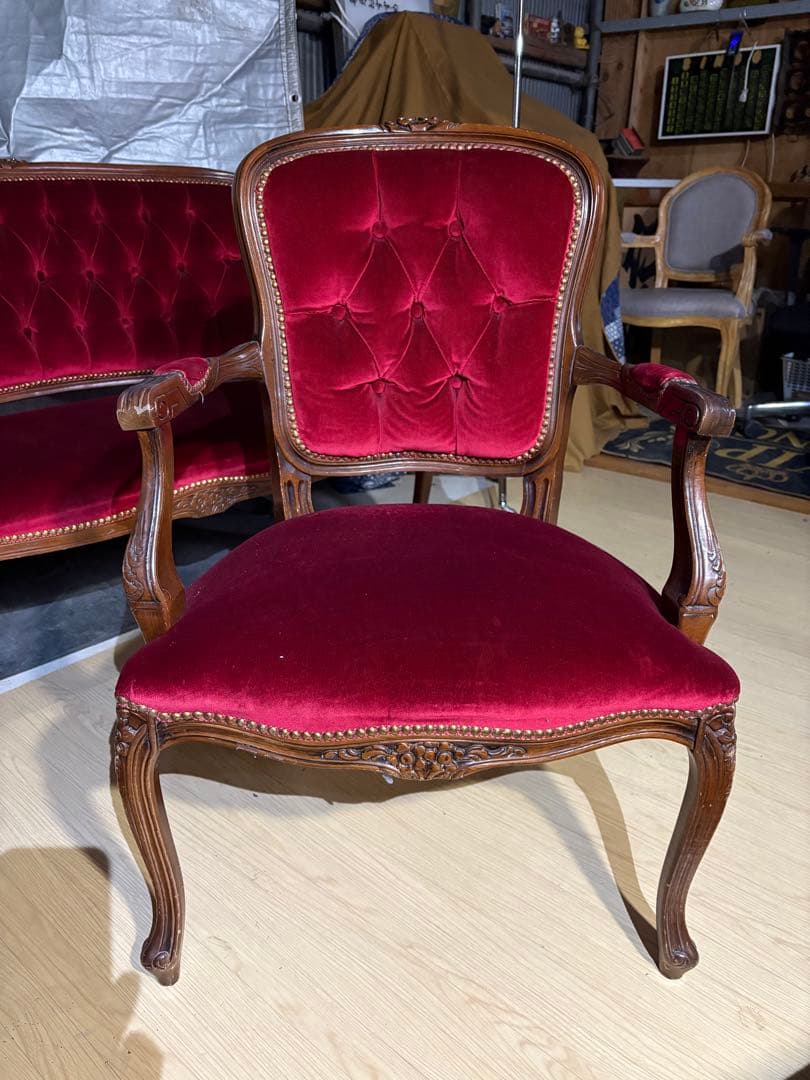 イタリア製　ヴェローナクラシック　アームチェア　モケット　猫足