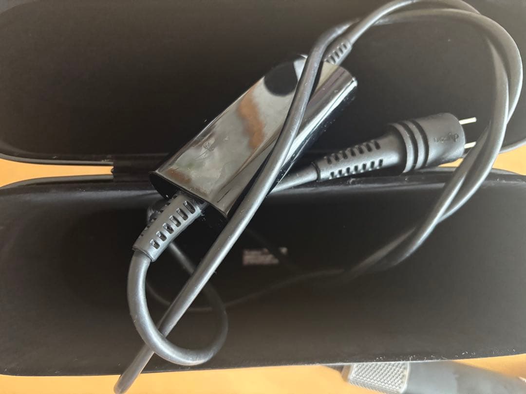 ダイソン ドライヤー収納ケース 黒付