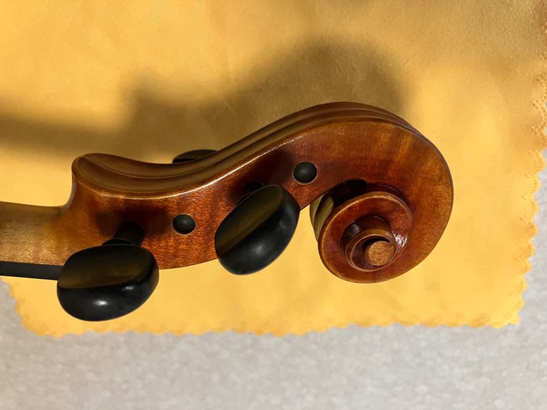 ノア　SUZUKI スズキバイオリンNo 1100