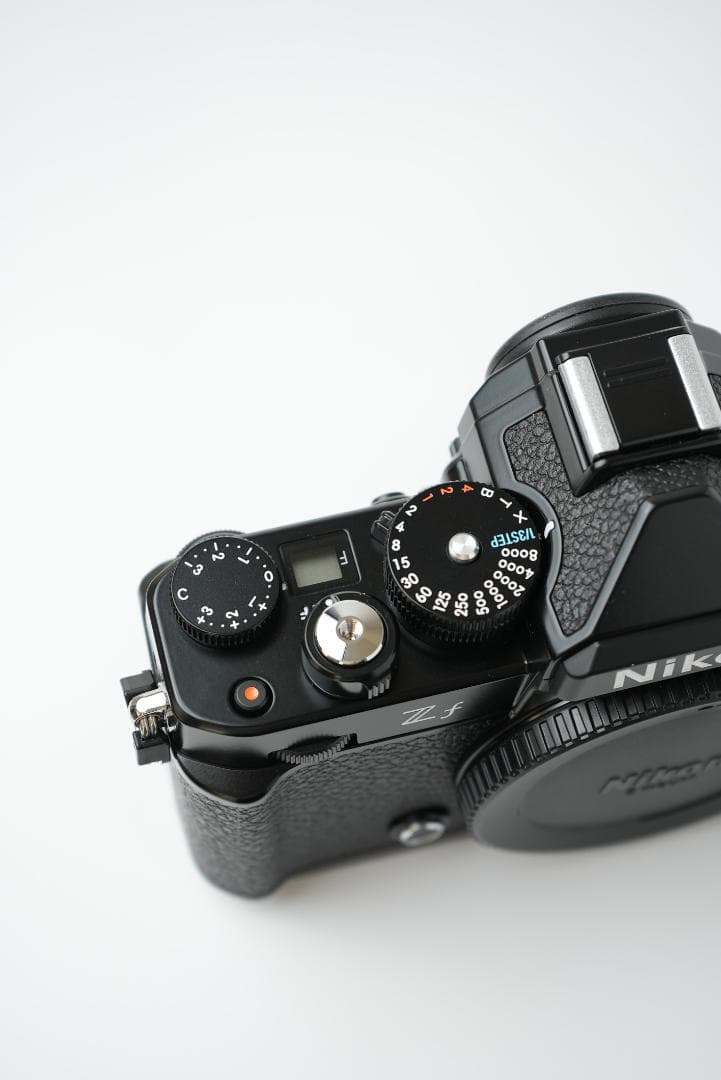 【ほぼ新品】【153回】 Nikon ニコン Zf ミラーレス一眼カメラ ボディ