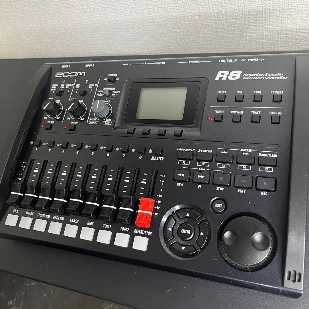 【完動品】ZOOM R8 マルチトラックレコーダー｜オーディオIF｜宅録DTM