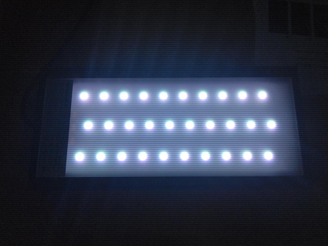 chihiros WRGBⅡ30アクリルスタンド付