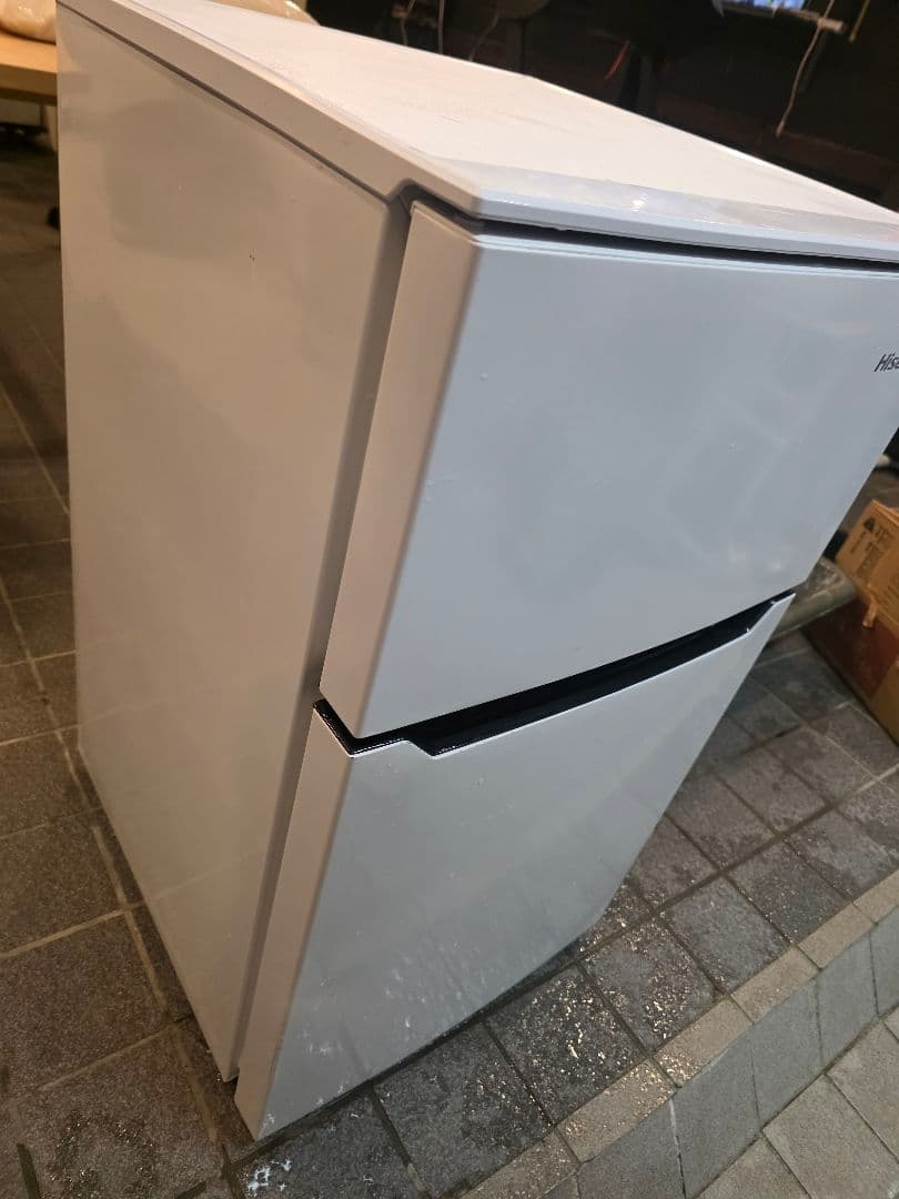 ホワイト冷蔵庫 冷凍室付き 2段棚