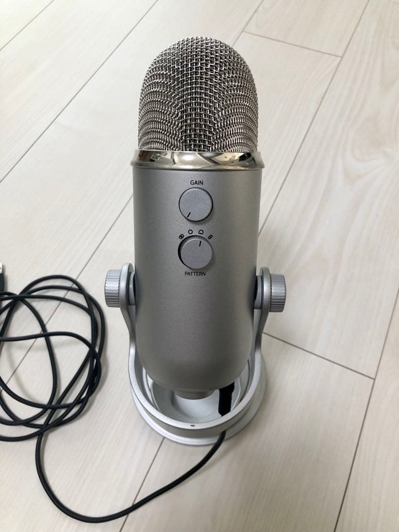 Logicool G Blue Yeti USB コンデンサー マイク シルバー