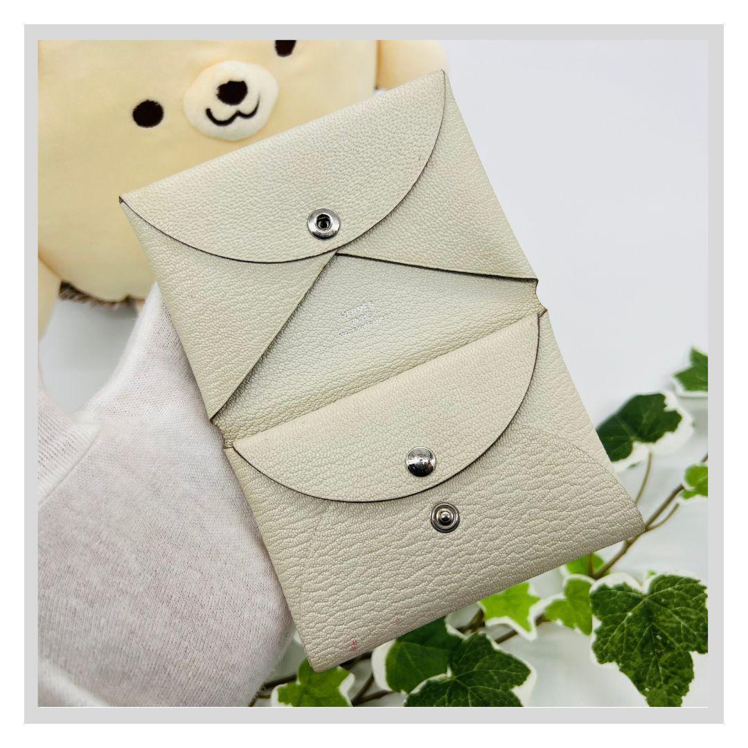 （ちーちゃん様） エルメス Ｕ刻印　カルヴィ　デュオ ケース ホワイト