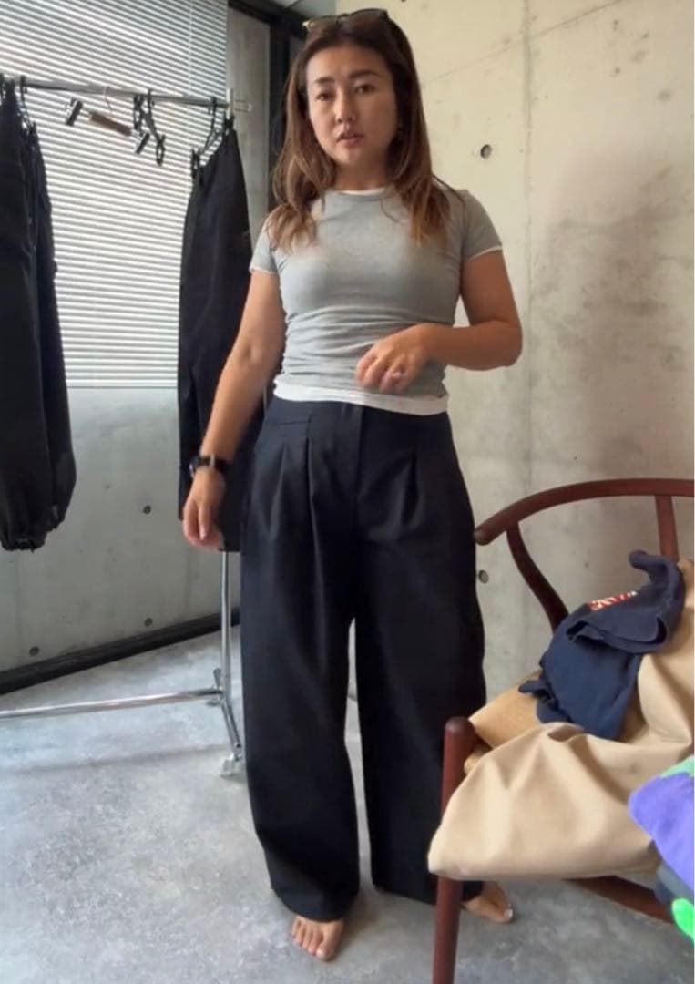 美品T. japan tuck chino pants タックチノパンツ36黒