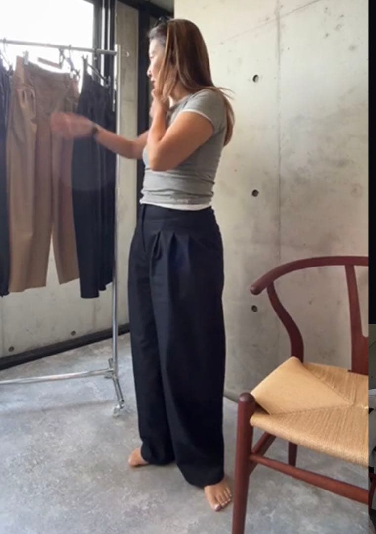 美品T. japan tuck chino pants タックチノパンツ36黒