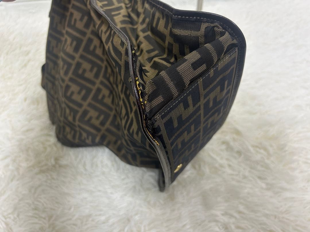 Fendi ズッカ　FFロゴトートバッグ
