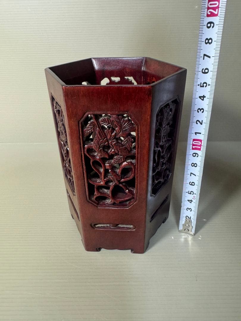 2377 筆立て 六角筆筒 縁起 六角透かし彫り　書道　置物