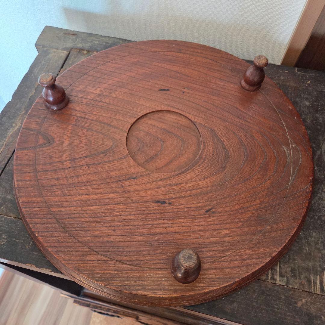 アンティーク雑貨　丸膳　花台　飾り台　ディスプレイ台　古物　三つ脚　展示台