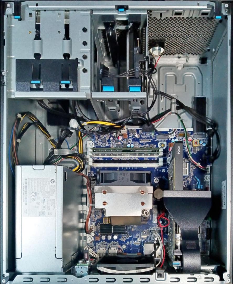 初期保証Xeon E-2174G 32GB SSD512 QuadroP2000