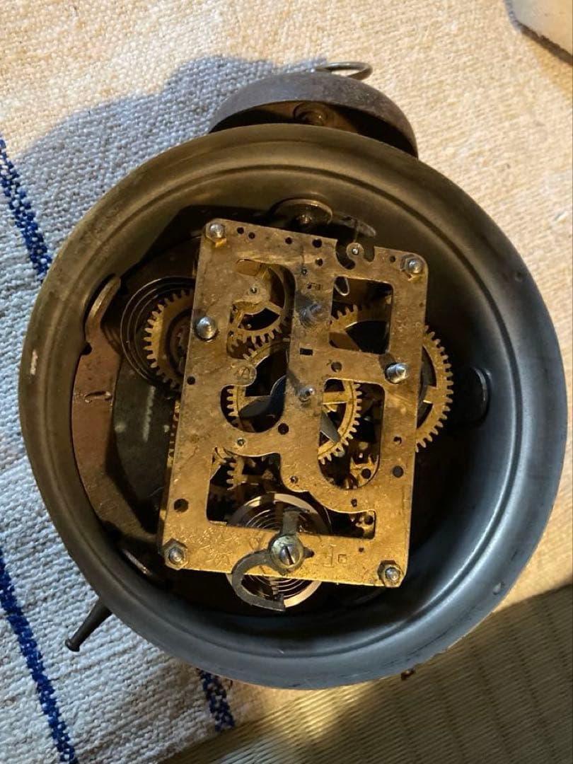 アンティーク　へそ目型目覚まし時計　置時計　ユンハンス/JUNGHANS ドイツ