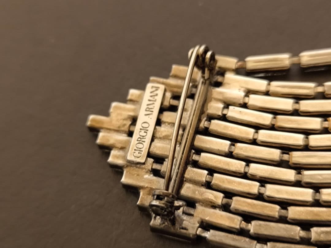 ヴィンテージ ラインストーン ジョルジオ アルマーニ ARMANI ブローチ
