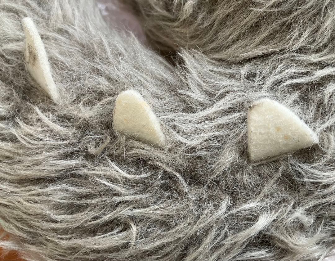 スピッツ　醒めないツアーグッズ　モニャモニャ　ぬいぐるみ　ガラスケース付