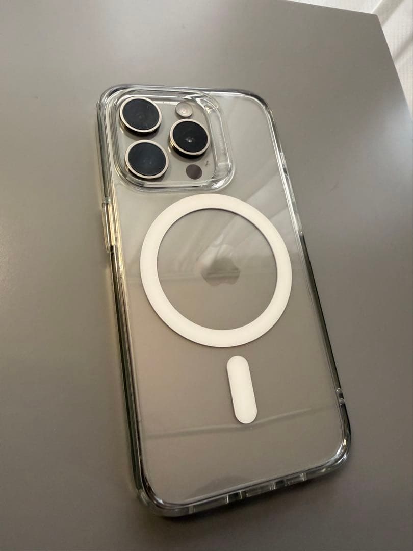 【美品】iPhone 15 Pro 128GB ナチュラルチタニウム