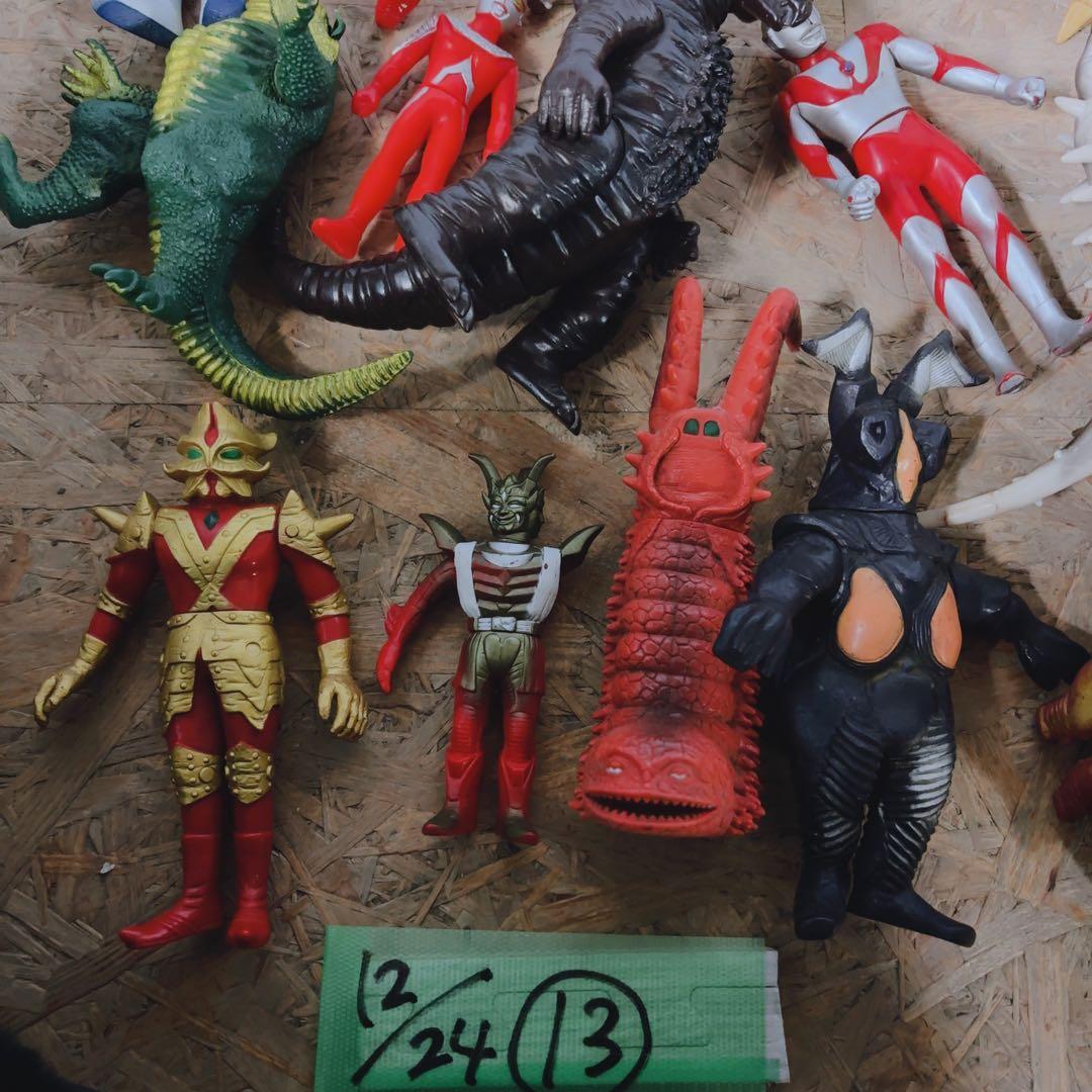 ゴジラも怪獣もウルトラマンも♪ ソフビ/フィギュア一括セット!