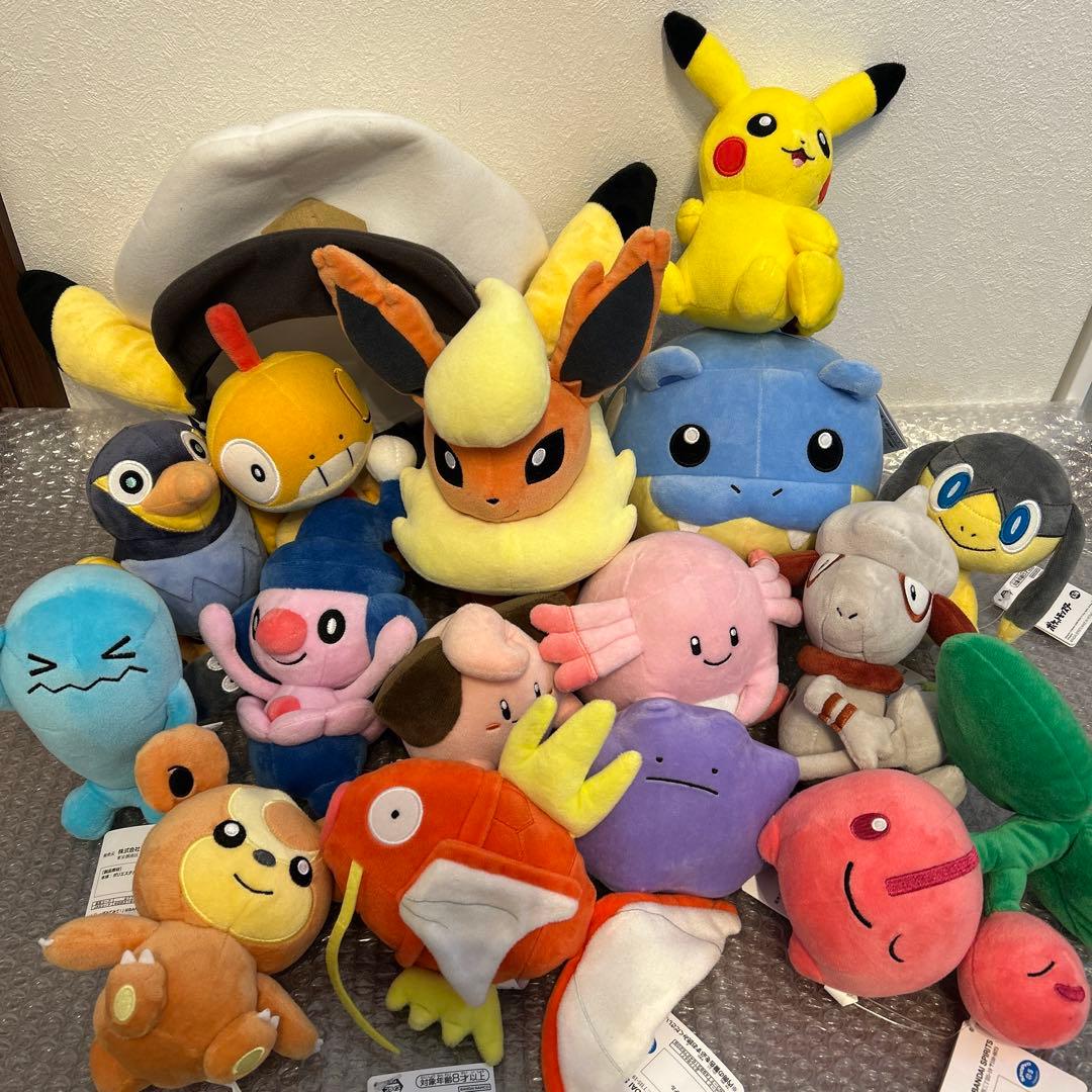 【新品タグ付き】Pokémon ぬいぐるみ メタモン ズルッグ ピィ まとめ売り