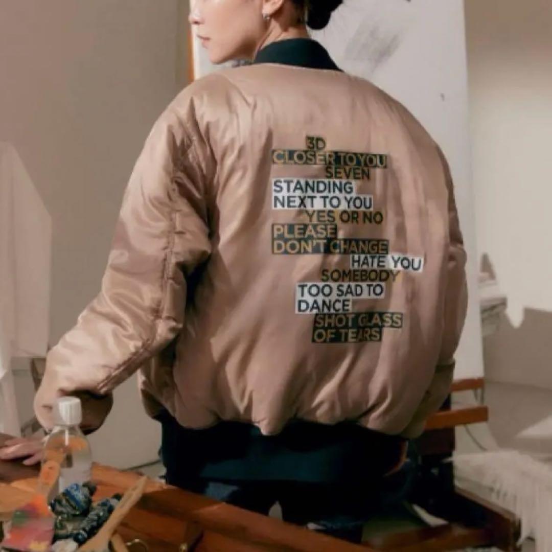 BTS ジョングク GOLDEN OVERSIZED BOMBER JACKET