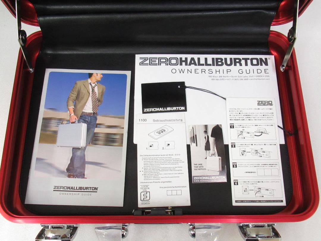 ゼロハリバートン アタッシュケース レッド系色 クリアハンドル 展示未使用品