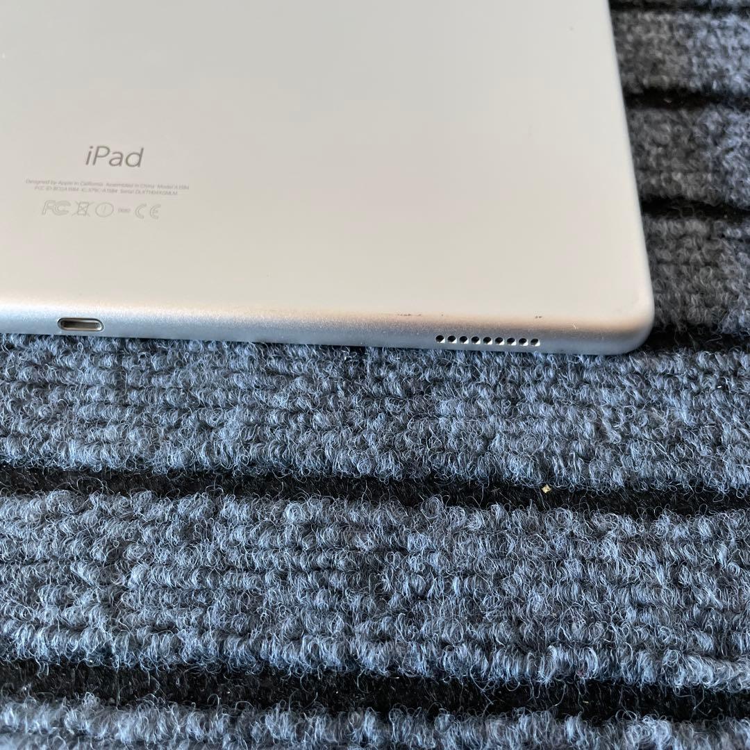 40 iPad Pro 12.9 1世代 128GB Wi-Fi シルバー