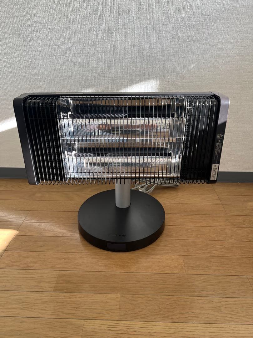 ダイキン　DAIKIN 遠赤外線暖房機 セラムヒート ERFT11ZS-T