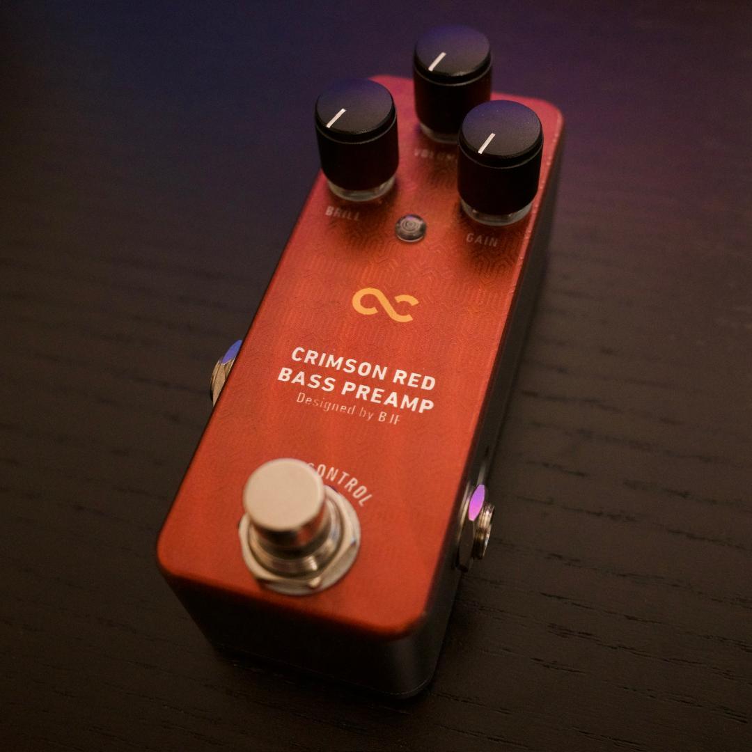 ベース One Control Crimson Red Bass Preamp