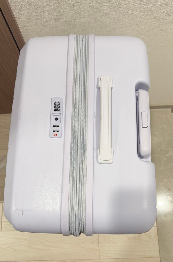 スーツケース　２つ売り　パステルラベンダー色