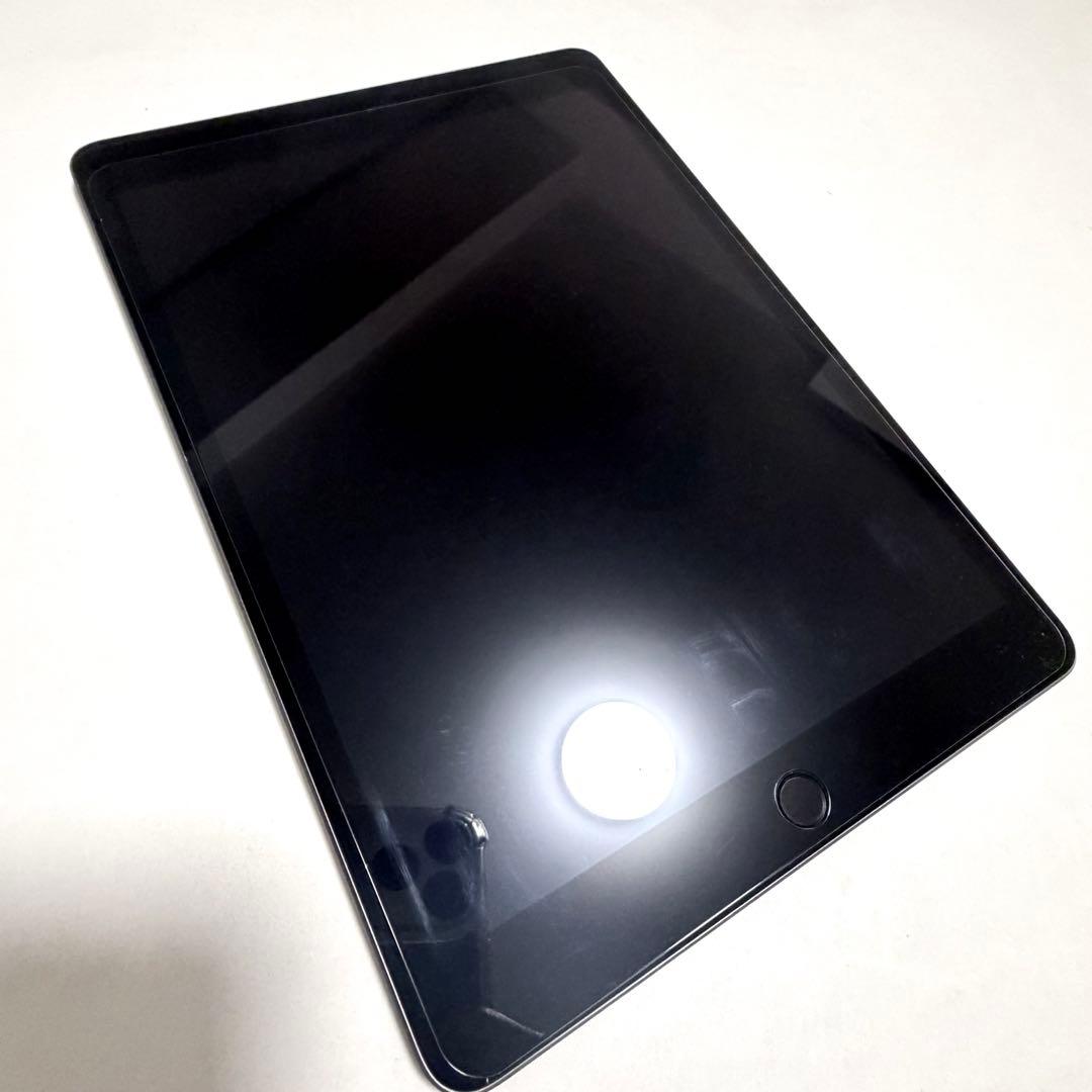 Apple iPad（第7世代） 32GB Wi-Fiモデル本体のみ 初期化済み