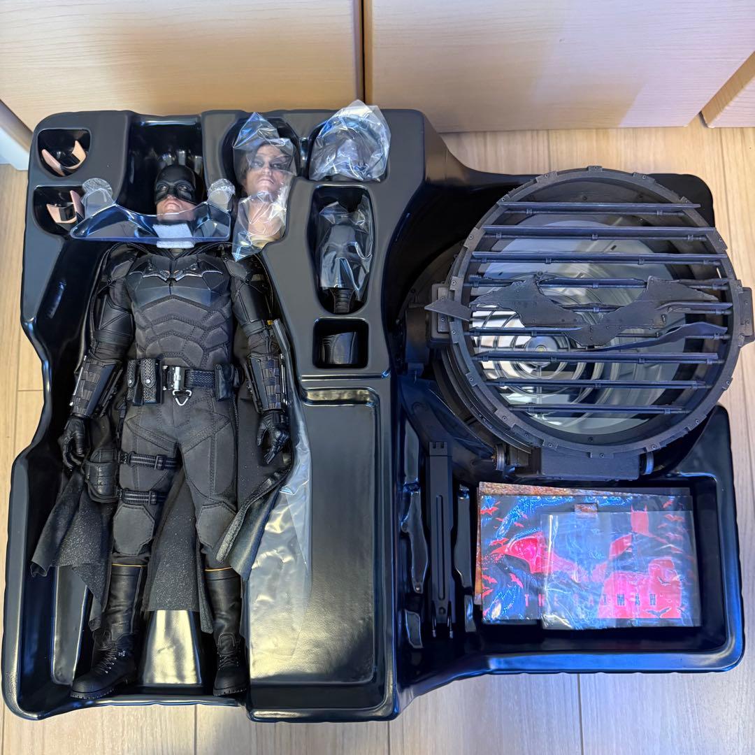 ホットトイズ　ザ・バットマン＆バットシグナル［ボーナスアクセサリー付き］